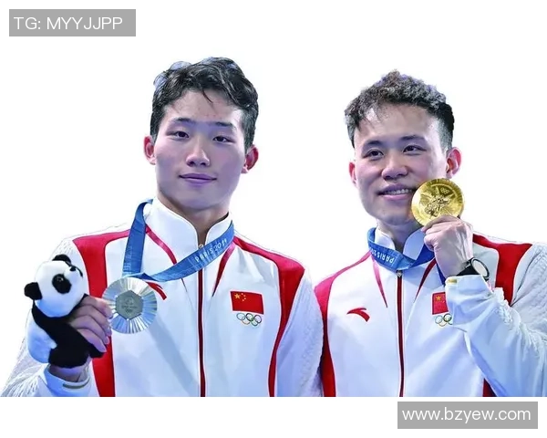 我的金牌有你的一半！谢思埸携妻儿露脸颁奖仪式