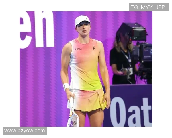 斯瓦泰克吞蛋被骚后摆臭脸被责备，网友：不是第一次这样了